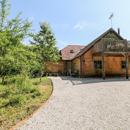 Old Wood Coach House Villa Lincoln Exterior foto